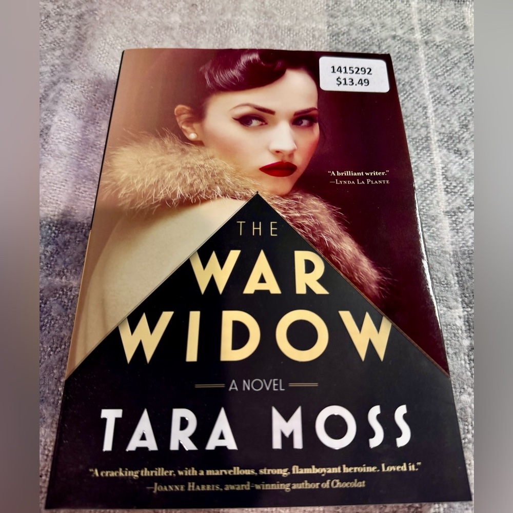The War Widow by Tara Moss. Softcover Novel
